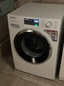 MIELE WWJ880 WPS PWash&TDos&Steam W1 White Edition Waschmaschine (9 kg, 1600 U/Min., A, Flusenfilter, Fremdkörperfilter) – Bild 16